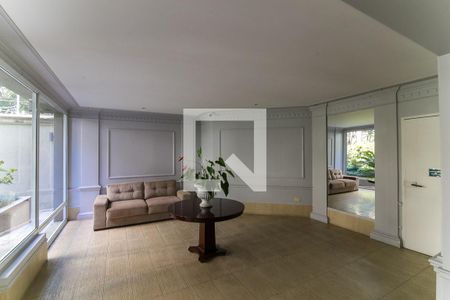 Apartamento à venda com 135m², 2 quartos e 2 vagas Apartamento à venda com 135m², 2 quartos e 2 vagasHall social