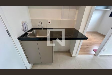 Studio para alugar com 27m², 1 quarto e sem vaga Studio para alugar com 27m², 1 quarto e sem vagaÁrea de Serviço