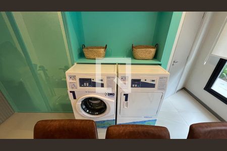 Studio para alugar com 27m², 1 quarto e sem vaga Studio para alugar com 27m², 1 quarto e sem vagaLavanderia