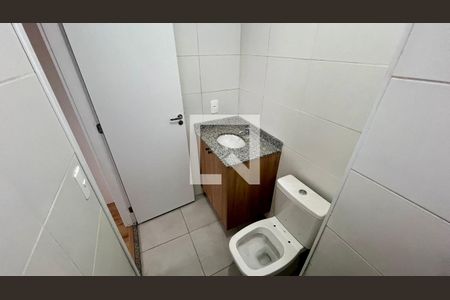 Studio para alugar com 27m², 1 quarto e sem vaga Studio para alugar com 27m², 1 quarto e sem vagaBanheiro da Suíte