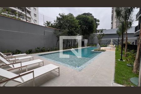 Studio para alugar com 27m², 1 quarto e sem vaga Studio para alugar com 27m², 1 quarto e sem vagaPiscina