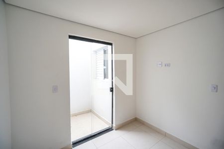Quarto 01 de apartamento para alugar com 2 quartos, 40m² em Chácara Seis de Outubro, São Paulo
