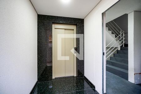 Apartamento para alugar com 40m², 2 quartos e sem vagaHall do elevador