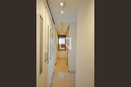 Apartamento à venda com 200m², 3 quartos e 3 vagasArmário da Suíte 3