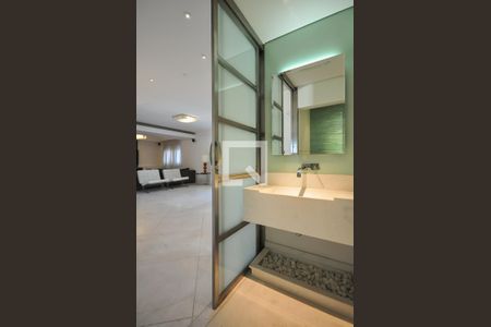 Apartamento à venda com 200m², 3 quartos e 3 vagasLavabo