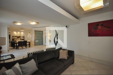 Apartamento à venda com 200m², 3 quartos e 3 vagasSala