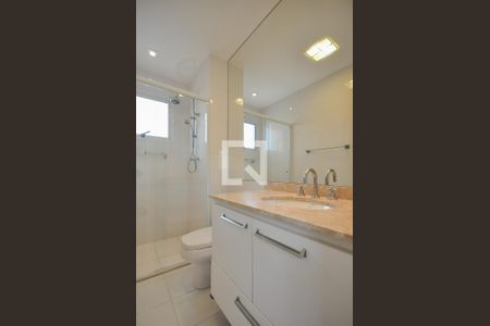 Apartamento à venda com 200m², 3 quartos e 3 vagasBanheiro Suíte 2