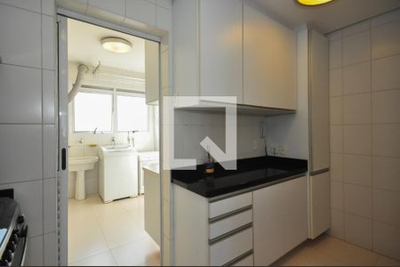 Apartamento à venda com 200m², 3 quartos e 3 vagasCozinha