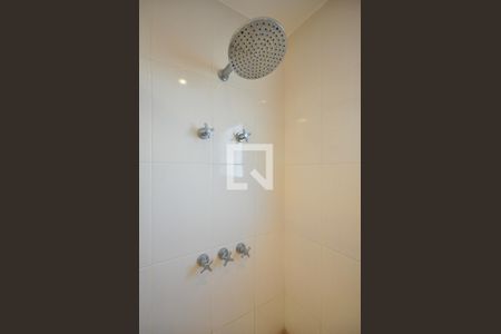 Apartamento à venda com 200m², 3 quartos e 3 vagasChuveiro do Banheiro da Suíte 3