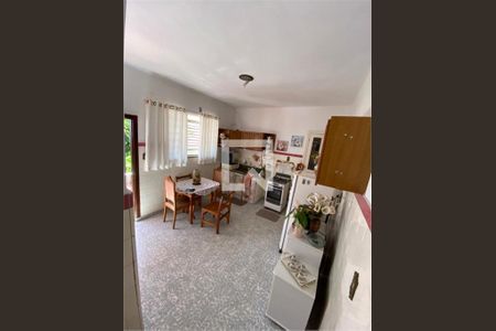 Casa à venda com 2 quartos, 305m² em Vila Regente Feijó, São Paulo