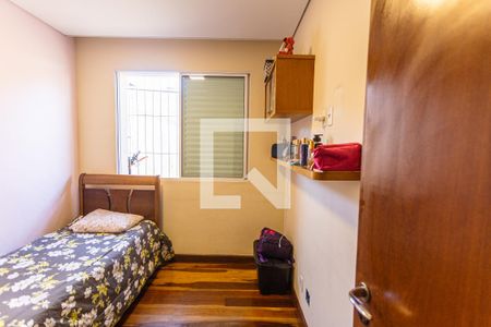 Casa à venda com 320m², 4 quartos e 6 vagas Casa à venda com 320m², 4 quartos e 6 vagasQuarto 2