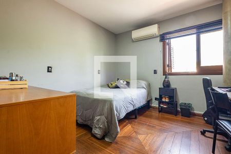 Casa à venda com 180m², 3 quartos e 2 vagasSuíte 2