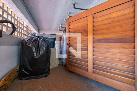 Casa à venda com 180m², 3 quartos e 2 vagasSuíte 2 - Banheiro (Sotão)