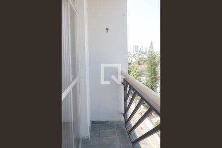Apartamento à venda com 60m², 2 quartos e 1 vaga Apartamento à venda com 60m², 2 quartos e 1 vagaVaranda