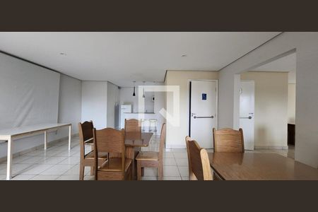 Apartamento para alugar com 99m², 3 quartos e 2 vagas Apartamento para alugar com 99m², 3 quartos e 2 vagasÁrea comum