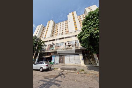 Apartamento para alugar com 54m², 3 quartos e 1 vagaFachada