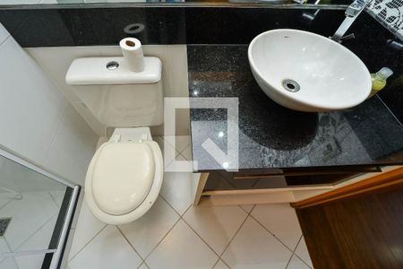 Apartamento à venda com 74m², 3 quartos e 2 vagas Apartamento à venda com 74m², 3 quartos e 2 vagasBanheiro Social