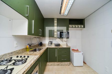 Apartamento à venda com 74m², 3 quartos e 2 vagas Apartamento à venda com 74m², 3 quartos e 2 vagasCozinha e Área de Serviço