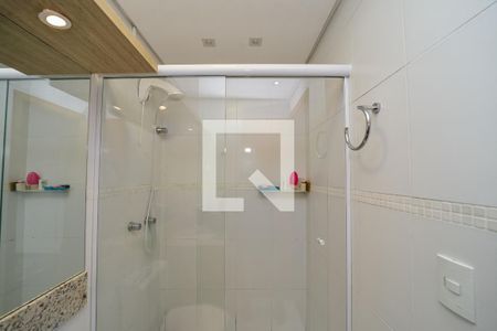 Apartamento à venda com 74m², 3 quartos e 2 vagas Apartamento à venda com 74m², 3 quartos e 2 vagasBanheiro da Suíte