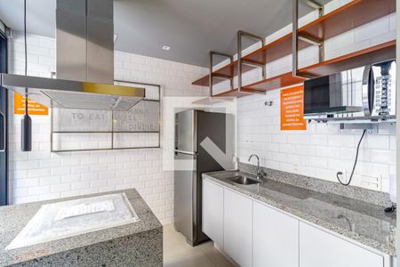 Studio à venda com 33m², 1 quarto e sem vagaÁrea comum - Salão de festas