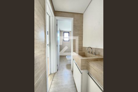 Apartamento à venda com 135m², 3 quartos e 2 vagasSemi Suíte