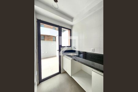 Apartamento à venda com 153m², 3 quartos e 3 vagas Apartamento à venda com 153m², 3 quartos e 3 vagasÁrea de Serviço