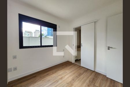Apartamento à venda com 153m², 3 quartos e 3 vagas Apartamento à venda com 153m², 3 quartos e 3 vagasSemi Suíte 3