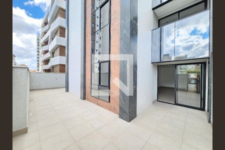 Apartamento à venda com 153m², 3 quartos e 3 vagas Apartamento à venda com 153m², 3 quartos e 3 vagasÁrea privativa