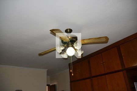 Casa à venda com 200m², 3 quartos e 2 vagasQuarto 3