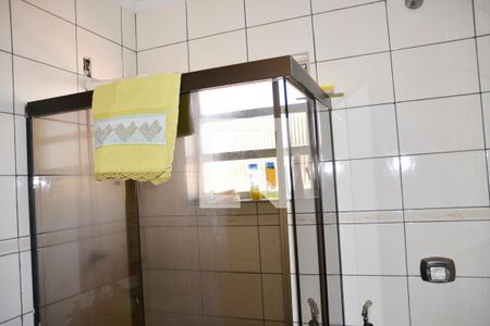Casa à venda com 200m², 3 quartos e 2 vagasBanheiro