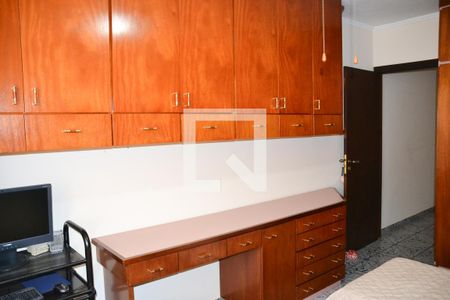 Quarto 2 de casa à venda com 3 quartos, 200m² em Vila Vivaldi, São Bernardo do Campo