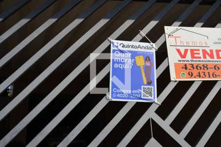 Casa à venda com 200m², 3 quartos e 2 vagasPlaquinha