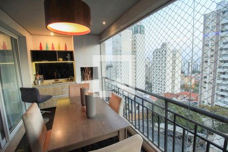 Apartamento à venda com 124m², 3 quartos e 3 vagas Apartamento à venda com 124m², 3 quartos e 3 vagasVaranda Sala