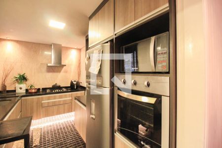 Apartamento à venda com 124m², 3 quartos e 3 vagas Apartamento à venda com 124m², 3 quartos e 3 vagasCozinha