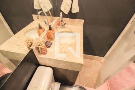 Apartamento à venda com 124m², 3 quartos e 3 vagas Apartamento à venda com 124m², 3 quartos e 3 vagasBanheiro Social