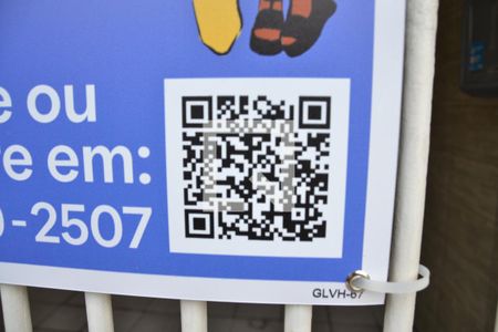 Casa à venda com 200m², 2 quartos e 2 vagasPlaca