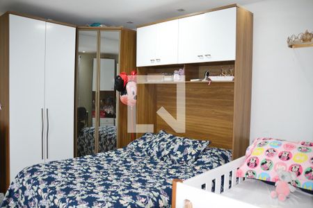 Casa à venda com 200m², 2 quartos e 2 vagasEdicula