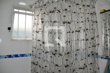 Casa à venda com 200m², 2 quartos e 2 vagasEdicula