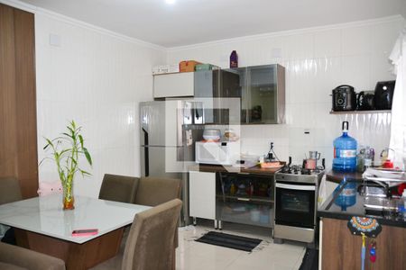 Casa à venda com 200m², 2 quartos e 2 vagasEdicula