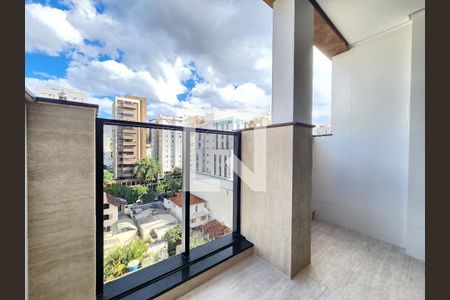 Apartamento à venda com 157m², 3 quartos e 4 vagasVaranda da Suíte 2