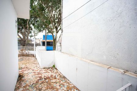 Casa à venda com 200m², 3 quartos e 2 vagas Casa à venda com 200m², 3 quartos e 2 vagasÁrea comum