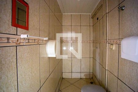 Casa à venda com 200m², 3 quartos e 2 vagas Casa à venda com 200m², 3 quartos e 2 vagasBanheiro