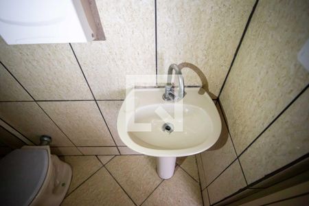 Casa à venda com 200m², 3 quartos e 2 vagas Casa à venda com 200m², 3 quartos e 2 vagasBanheiro