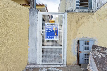 Casa para alugar com 56m², 1 quarto e sem vaga Casa para alugar com 56m², 1 quarto e sem vagaFachada