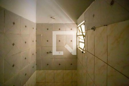 Banheiro de casa para alugar com 1 quarto, 44m² em Centro, Diadema