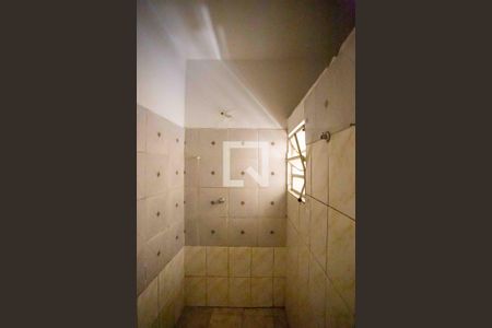 Banheiro de casa para alugar com 1 quarto, 44m² em Centro, Diadema