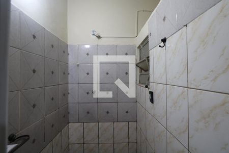 Banheiro de casa à venda com 1 quarto, 44m² em Centro, Diadema