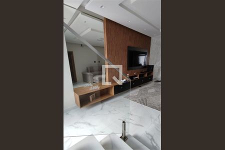 Casa à venda com 3 quartos, 211m² em Jardim Santa Adelaide, Jundiaí