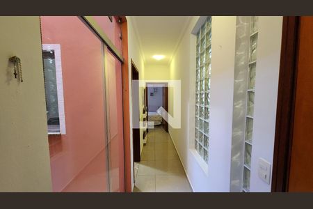 Corredor de casa para alugar com 3 quartos, 120m² em Jardim Pacaembu, Jundiaí
