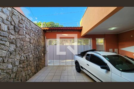 Casa à venda com 120m², 3 quartos e 2 vagasGaragem